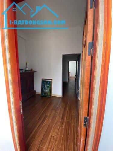 Nhà Phú Diễn - 32m2 - 4 tầng - ô tô 7 chỗ đỗ cửa ngày đêm - khu vực đông dân cư - 5