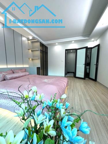 GIẢI PHÓNG NHÀ MỚI 6 TẦNG - THANG MÁY NHẬP KHẨU - LÔ GÓC - Ô TÔ ĐỖ CỬA - FULL ĐỒ VÀO Ở