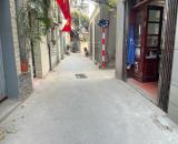 Bán nhà đầy đủ công năng, full nội thất , dân trí cao, giao thông thuận tiện -Long Biên