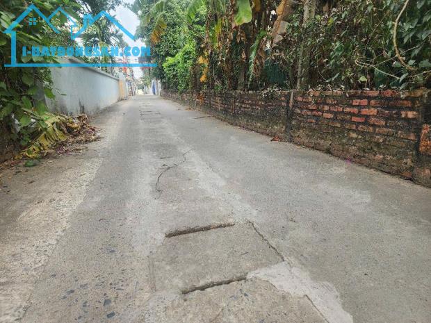 Lô đất mặt ngõ gần phố oto vào tận nhà - 1