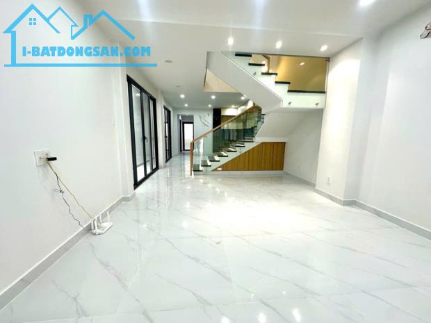 NHÀ MỚI ĐẸP NGANG 5M - HẺM VIP TRÃI NHỰA 8M THÔNG TỨ TUNG ĐƯỜNG LÊ VĂN LƯƠNG, P.TÂN KIỂNG