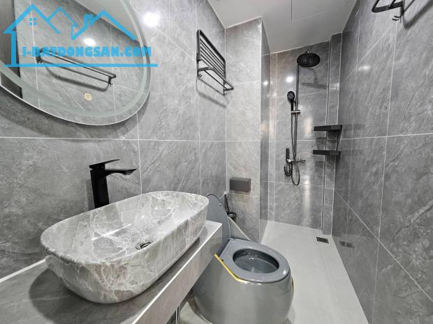 Hiếm. Bán nhà Vip Ngọc Lâm Long Biên 39m2 6 tầng mặt tiền 5m chỉ 14 tỷ lô góc, gần phố - 4