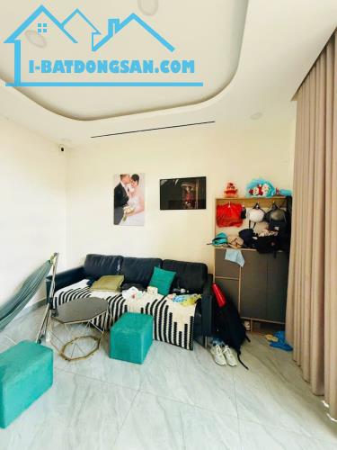 NHÀ ĐẸP Ở NGAY– HẺM XE HƠI- KHU TÊN LỬA- TỈNH LỘ 10 - 5x13M- 3PN--3WC - 1
