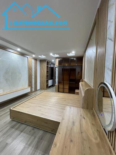 🔥 CHỈ HƠN 4 TỶ SỞ HỮU NGAY NHÀ 4 TẦNG - 30M2 - LÀ HÀNG XÓM LINH ĐÀM 🔥