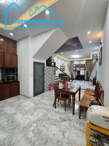 NHÀ ĐẸP MẶT PHỐ SÁT SÔNG, GẦN BIỂN, VIEW CÔNG VIÊN CẦU ĐI BỘ CỰC ĐẸP, GẤP BÁN GIÁ CỰC RẺ - 1