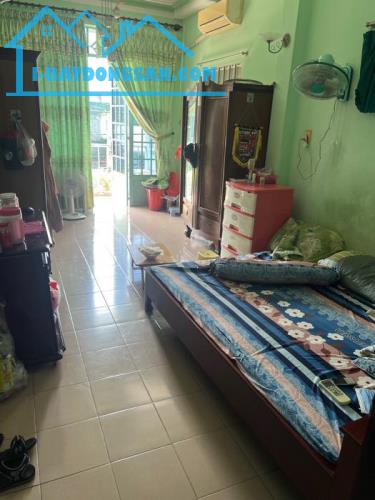 CHỦ CẦN BÁN GẤP NHÀ 3 TẦNG ĐẸP,HẺM XE HƠI PHƯỜNG HIỆP PHÚ,DT 70M2 GIÁ CHỈ NHỈNH 6 TỶ! - 1