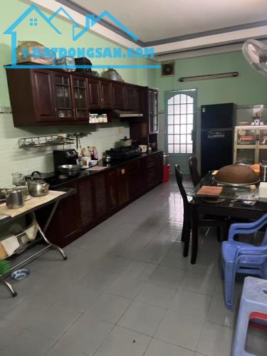 CHỦ CẦN BÁN GẤP NHÀ 3 TẦNG ĐẸP,HẺM XE HƠI PHƯỜNG HIỆP PHÚ,DT 70M2 GIÁ CHỈ NHỈNH 6 TỶ! - 3
