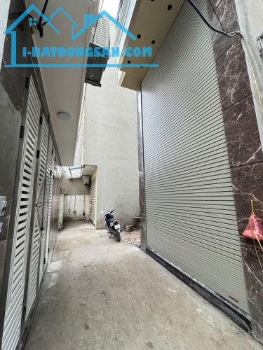 Bán Nhà Đường Kim Giang 38 m2 7t MT 3.4 m Thang máy Giá 8.8 Tỷ Quận Hoàng Mai