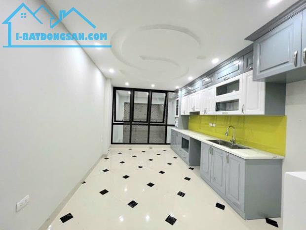 Bán Nhà Đường Kim Giang 38 m2 7t MT 3.4 m Thang máy Giá 8.8 Tỷ Quận Hoàng Mai - 2