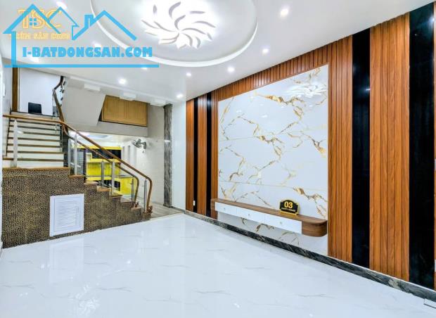 Bán nhà Văn Cao, Đằng Lâm, Hải An, Hải Phòng. 4,5 tầng, 54m2, 4,19 tỷ. Ngang 4m, d1