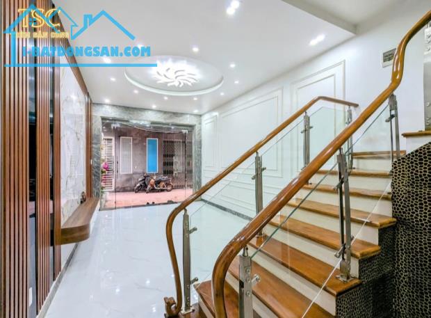 Bán nhà Văn Cao, Đằng Lâm, Hải An, Hải Phòng. 4,5 tầng, 54m2, 4,19 tỷ. Ngang 4m, d1 - 4