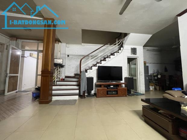 BÁN NHÀ, ĐẤT . BỒ ĐỀ LONG BIÊN , 171M2 THIẾT KẾ  3 TẦNG, NGÕ THÔNG . 16.5 .TỶ BÁ