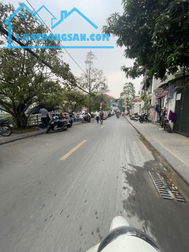 BÁN NHÀ, ĐẤT . BỒ ĐỀ LONG BIÊN , 171M2 THIẾT KẾ  3 TẦNG, NGÕ THÔNG . 16.5 .TỶ BÁ - 3