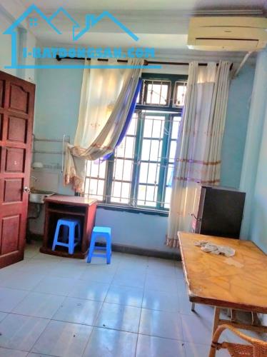 Chủ bán gấp nhà phố Khâm Thiên 50m2, 5 tầng, 8MT chỉ 6 tỷ