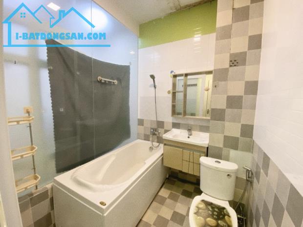 CHDV 12 PHÒNG - 60TR/THÁNG - KDC CAO LỖ - NGAY PARC MALL - CHỈ 14.8 TỶ - 4