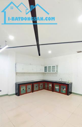 Mặt tiền DƯƠNG THỊ MƯỜI, 130m2 - gần BV Q12, chợ Hạt Điều - 3