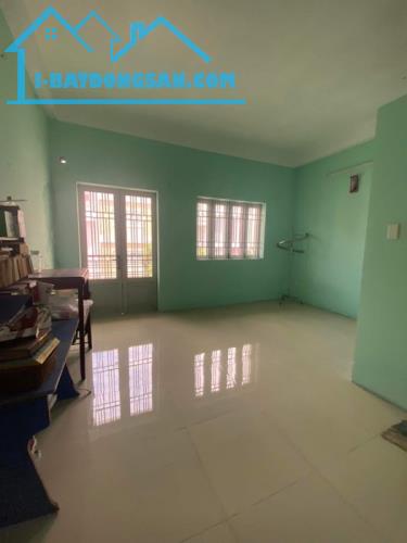 GIẢM 700TR - MẶT TIỀN KD SÁT TÊN LỬA - 100M2 - NGANG 5M - SỔ VUÔNG VỨC - CHỈ 12.3 TỶ - 1