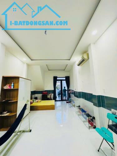 NHÀ MỚI ĐẸP LUNG LINH- XE HƠI NGỦ NHÀ-65M-3 TẦNG-5PN 5WC KHÉP KÍN- CHỈ -5T.Y7 - 3
