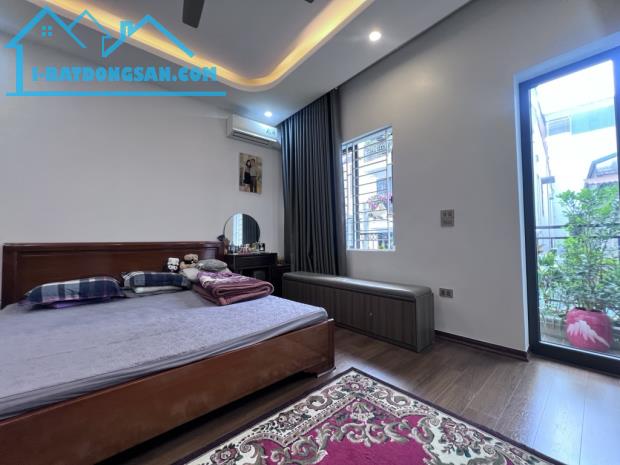 Thượng Thanh - 68m x 4 tầng- mt 5,1m - dân xây, ô tô qua nhà - 3 thoáng - 10,5 tỷ TL - 2