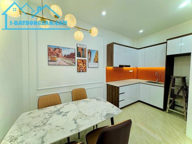 Giá Siêu Hời Phố Cầu Giấy DT48m2,4T Ngõ Rộng thoáng Giá Chỉ 9.7Tỷ - 2