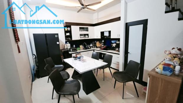 PHÂN LÔ Trần Vỹ 37m2*5T kd, ngõ ô tô,2 thoáng, nở hậu 9.5 tỷ - 1