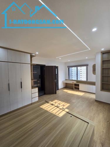 🏡 Nhà mới Nguyễn Văn Cừ, Long Biên, 38m2 x 4 tầng, gần hồ điều hòa, full nội thất, 7 tỷ 8 - 2