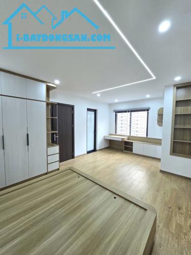 🏡 Nhà mới Nguyễn Văn Cừ, Long Biên, 38m2 x 4 tầng, gần hồ điều hòa, full nội thất, 7 tỷ 8
