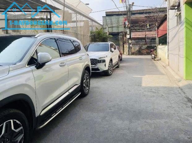 BÁN NHÀ LONG BIÊN- 35m 5 tầng ngõ siêu rộng - Giá cực nét - 1