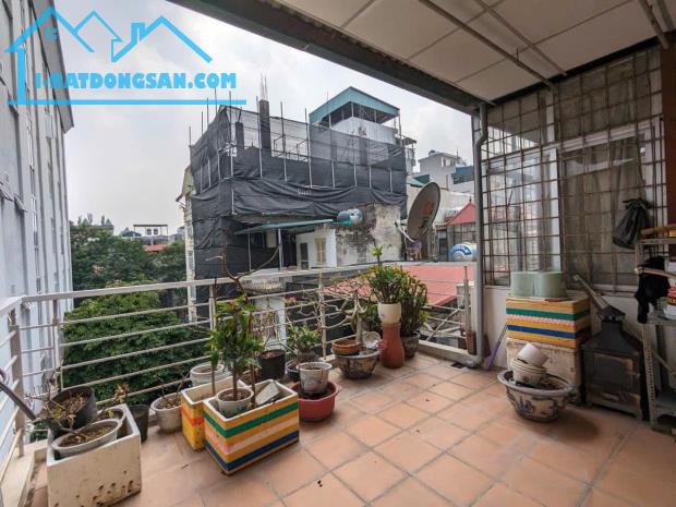 BÁN NHÀ PHỐ HOÀNG CẦU, ĐỐNG ĐA, VIEW HỒ, LÔ GÓC, DÒNG TIỀN, DT 80M2*MT 5.7M* GIÁ 18.5 TỶ B