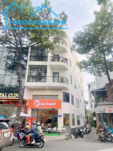 Bán Nhà Góc 2 Mặt Tiền Số: 831 Hoàng Sa, Phường 11, Quận 3. Ngang 5m - 5 Tầng