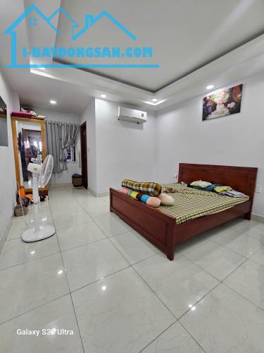 KHU ĐỒNG BỘ CẠNH SÂN BAY TÂN SƠN NHẤT – 80M2 – 4 TẦNG – CHỈ 9 TỶ - 1
