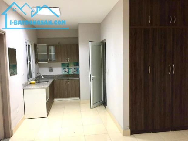 Bán nhà 4 tầng ở Lâm Hạ Bồ Đề vị trí trung tâm đường oto tránh 90m mặt tiền: 6m, 25 tỷ 9 - 4