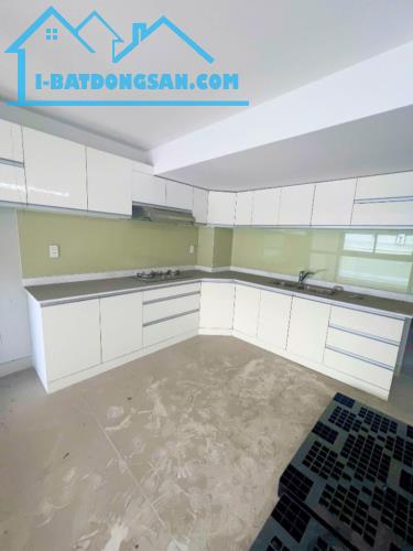 siêu phẩm 6tầng kiên cố 10 phòng ngủ đường xe tải thông thoáng thuận tiện mua bán kd