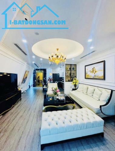 NHÀ MỚI LONG LANH - NGUYỄN KHÁNH TOÀN– Ô TÔ TRÁNH– THANG MÁY– 6 TẦNG HIỆN ĐẠI – 50M2– GIÁ - 2