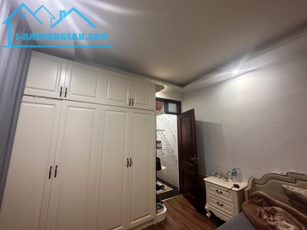 BÁN NHÀ PHÚC ĐỒNG 48m2. MT 5.2m HƠN 10tỷ  LÔ GÓC FUUL NỘI THẤT. Ô TÔ TRÁNH. KIẾN TRÚC ĐẸP - 2