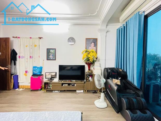 Bán nhà mặt phố Giải Phóng, đối diện Đại Học Bách Khoa 50m2, 5 tầng, lô góc, chỉ 15.5 tỷ. - 1