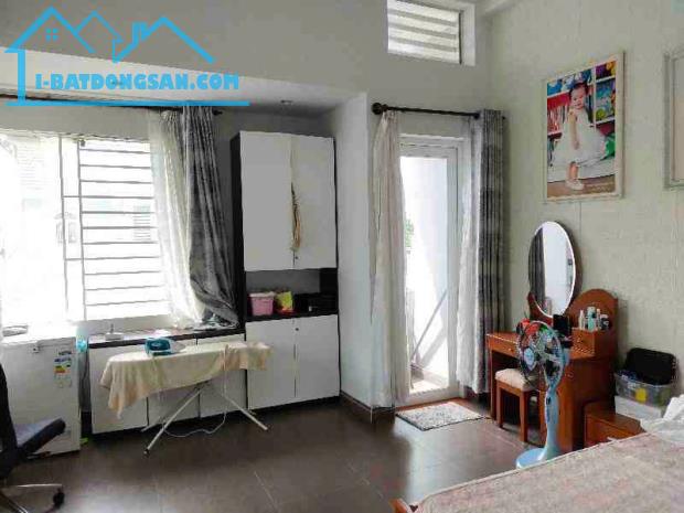 ĐỊNH CƯ BÁN NHÀ TẶNG NỘI THẤT- CÁCH MẶT TIỀN 20M- - 3