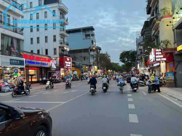 SIÊU HIẾM, NHÀ LÕI NGỌC LÂM 125M, 5T, MT5M, 1 MẶT PHỐ, 1 MẶT HỒ, VỈA HÈ RỘNG, KINH DOANH.