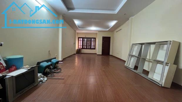 SIÊU HIẾM, NHÀ LÕI NGỌC LÂM 125M, 5T, MT5M, 1 MẶT PHỐ, 1 MẶT HỒ, VỈA HÈ RỘNG, KINH DOANH. - 5