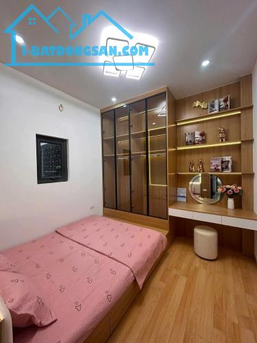 HOÀNG HOA THÁM - NHÀ ĐẸP 6 TẦNG THANG MÁY - FULL NỘI THẤT - NGÕ TO RỘNG - THOÁNG SÁNG - 2