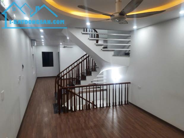 NGÔI NHÀ SIÊU HIẾM TẠI TRỊNH VĂN BÔ - 4