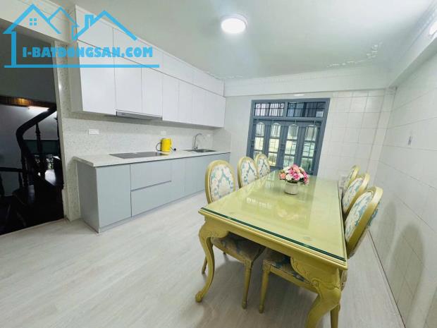 NHÀ 3 MẶT THOÁNG - NGÃ TƯ LÁNG HẠ - NGÕ THÔNG LÀM VP VÀ KD - Ô TÔ QUAY ĐẦU 50m x  5T x 9 - 2
