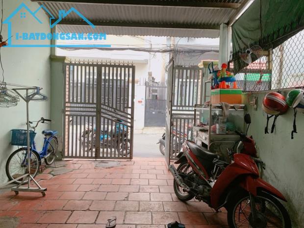 CHỦ NGỘP HXT THÔNG QT, CV LÀNG HOA - 100M2 (KLG) - 1T1L 3PN, BÁN ĐẤT TẶNG NHÀ - 8,5 TỶ TL - 2