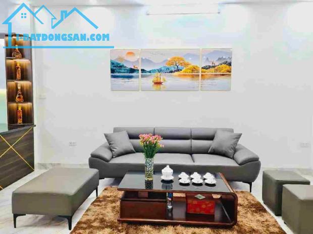 NHÀ MỚI - 45M2 - GIÁ TỐT 8.X TỶ - GẦN ROYAL CITY, Ở SƯỚNG VÔ CÙNG - 3