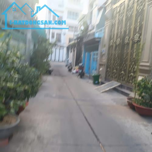 Bán Nhà Đường Chiến Lược,Ngay Bệnh Viện Bình Tân (4x12x4 Tầng) 5,5 Tỷ TL