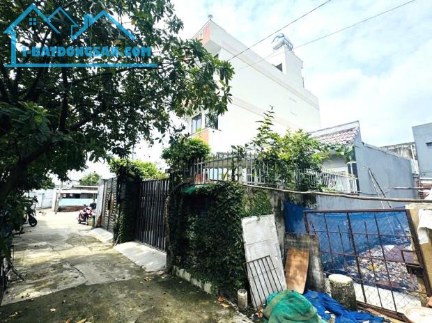 tHÔNG SỐ VÀNG, MẶT TIỀN, gIÁ RẺ, HXH, 110M2 PHÚ Hửu,  Quận 9, chỉ 4 ty hơn - 4