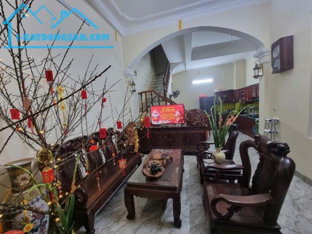 TÔN THẤT TÙNG💎 ĐỐNG ĐA💎 58M2 x 3T💎 MT 5.4M💎 12.2 TỶ💎 2 MẶT NGÕ💎 NỞ HẬU💎 GẦN PHỐ - 4