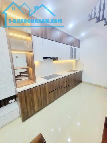 BÁN NHÀ NGÕ 79 CẦU GIẤY FULL ĐỒ NHÀ MỚI ĐẸP 30M2, 5T - 1