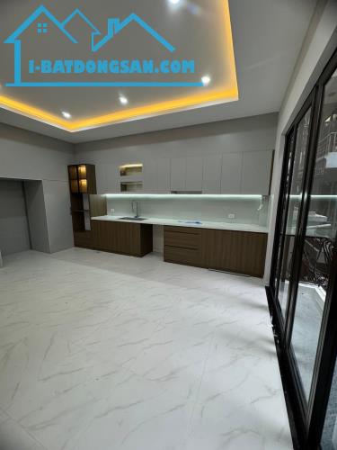 BÁN NHÀ PHÂN LÔ VƯƠNG THỪA VŨ, GARA Ô TÔ, GẦN PHỐ, THANG MÁY, 48M2, 6 TẦNG, GIÁ 16.7 TỶ. - 2