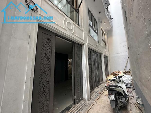 (Tin thật 100%) Bán CCMN 61m2 x 13CH tại phố Trần Cung - Mặt tiền 10m - Nhà gần phố - DT - 3
